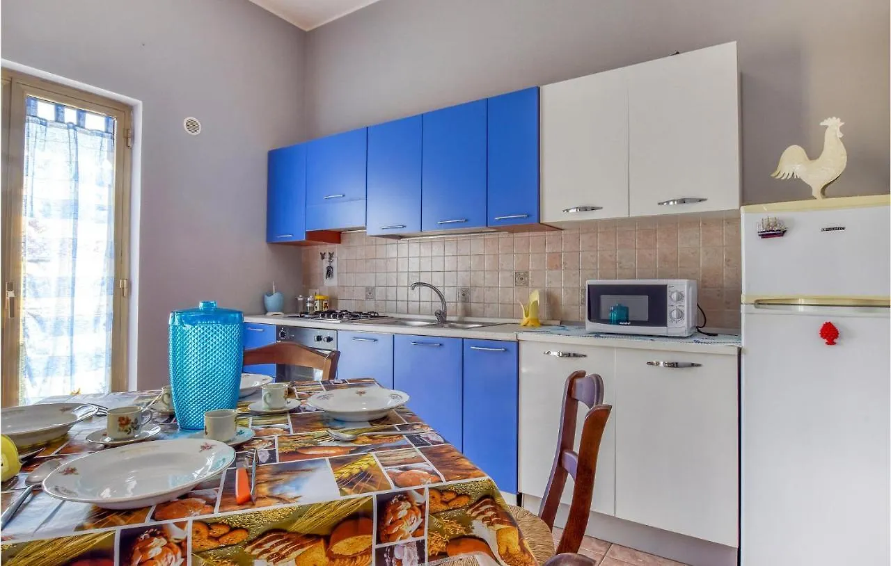 2 Bedroom Lovely Apartment In Marina Di Caronia Caronia Marina